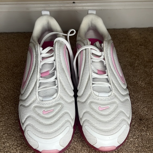 NIKE | AIRMAX 720 - Picture 3 of 6